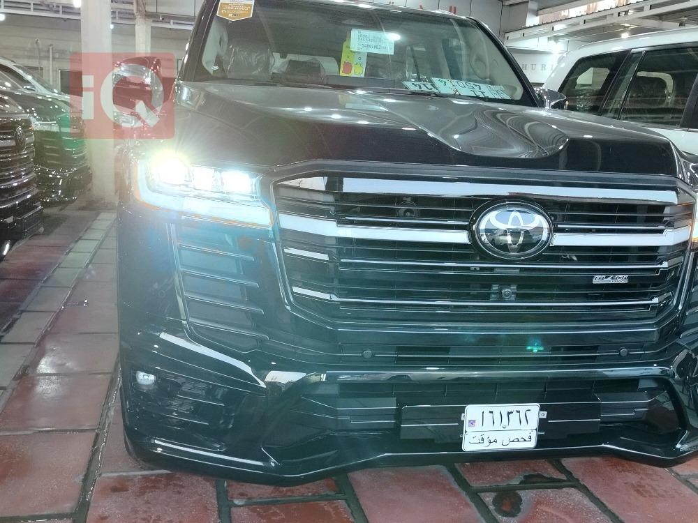 تۆیۆتا لاند کروزەر